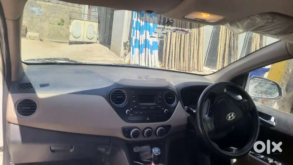 Hyundai Xcent 2016 Petrol 84000 Km Driven