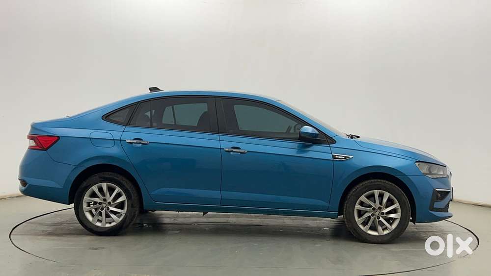 Skoda Slavia Ambition 1.0l Tsi At, 2023, Petrol