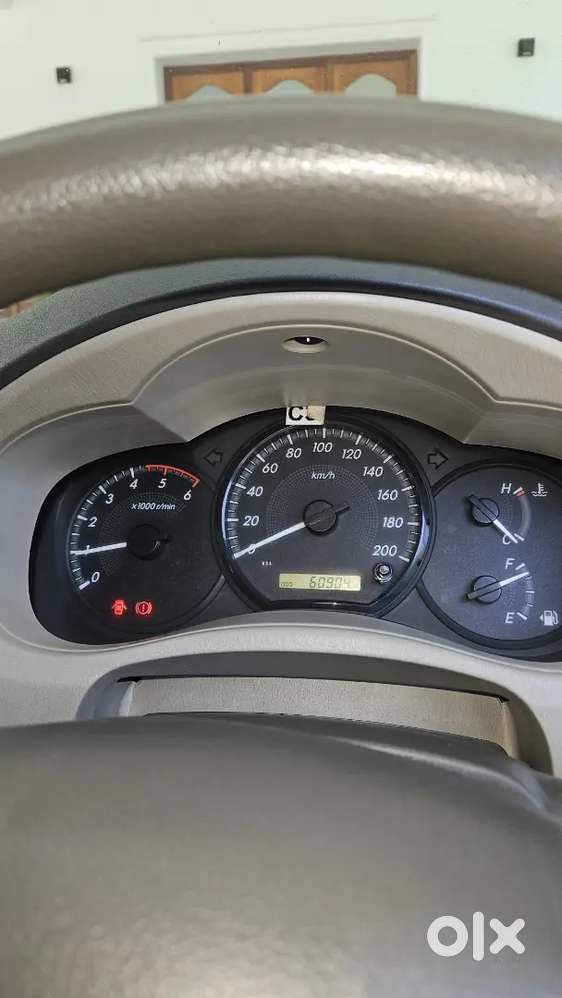 Toyota Innova 2014 Diesel 60904 Km Driven