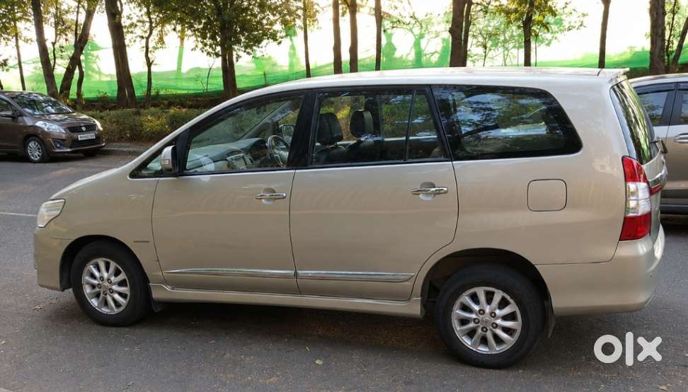 Toyota Innova 2.5 V 8 Str, 2014, Diesel