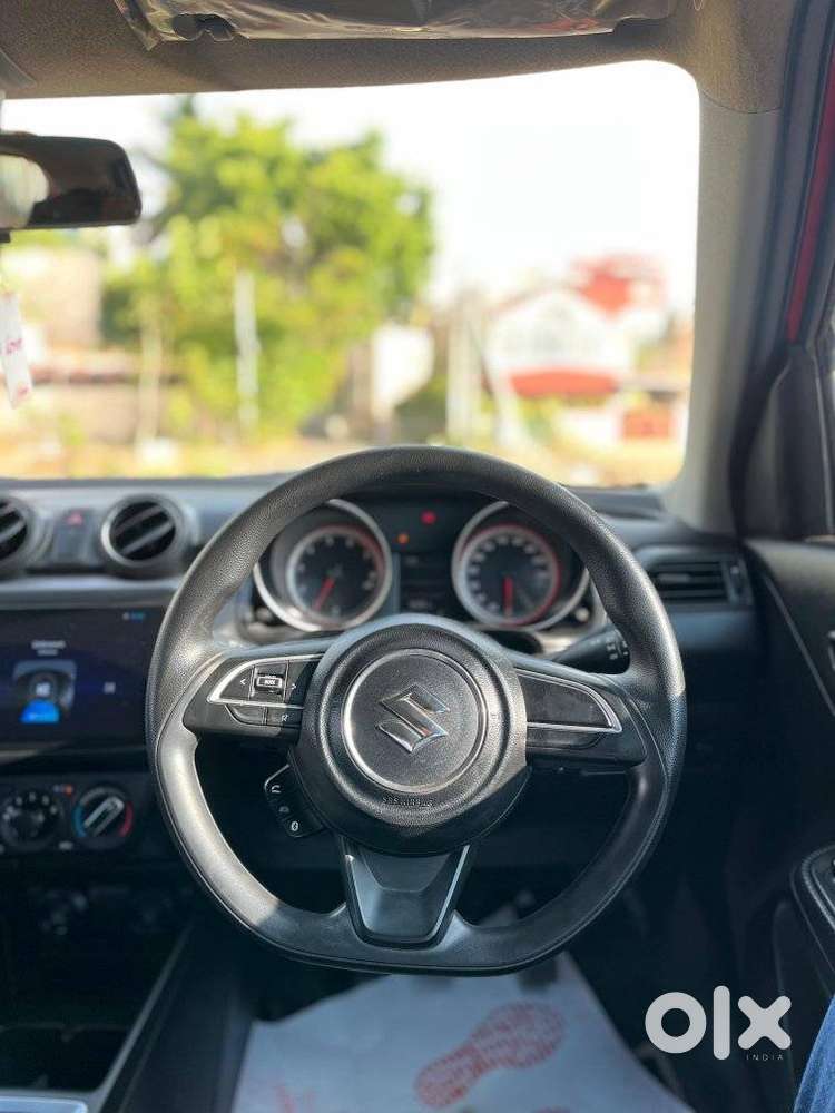 Maruti Suzuki Swift Vxi + Manual, 2021, Petrol