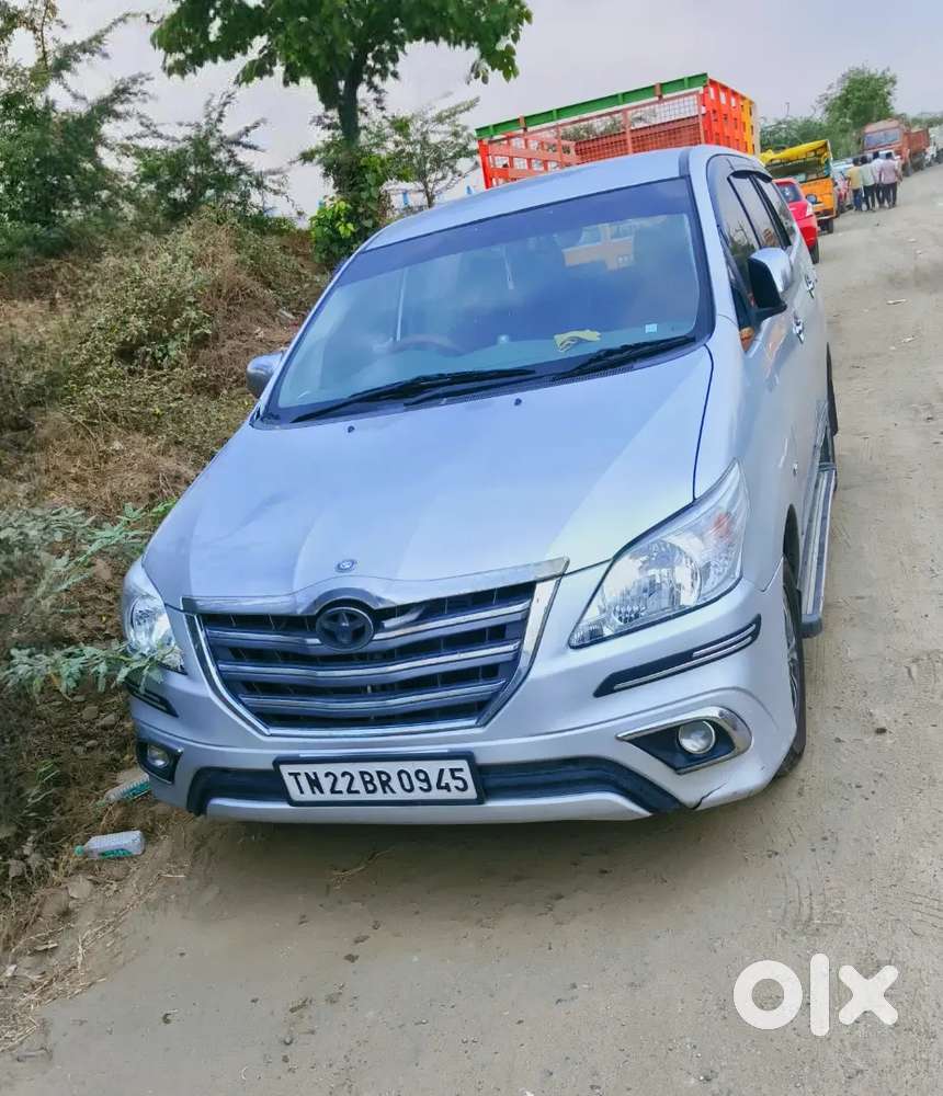 Toyota Innova 2010