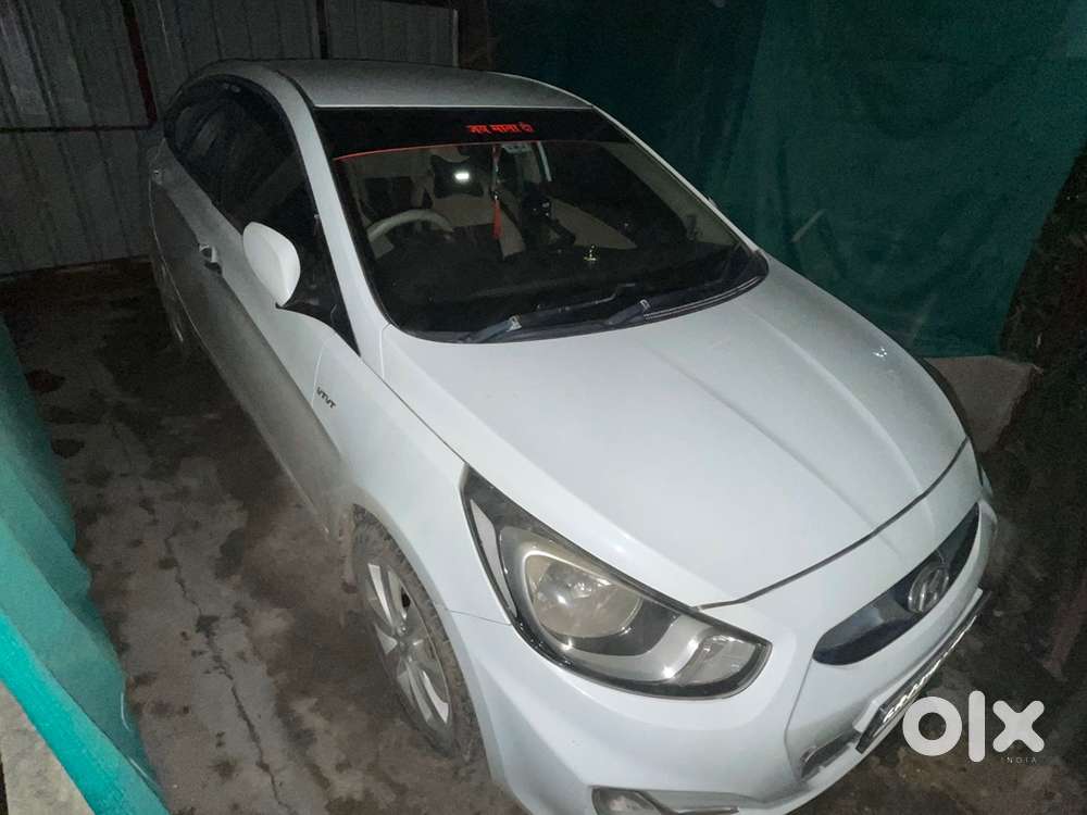 Hyundai Verna 2012 Petrol Manual
