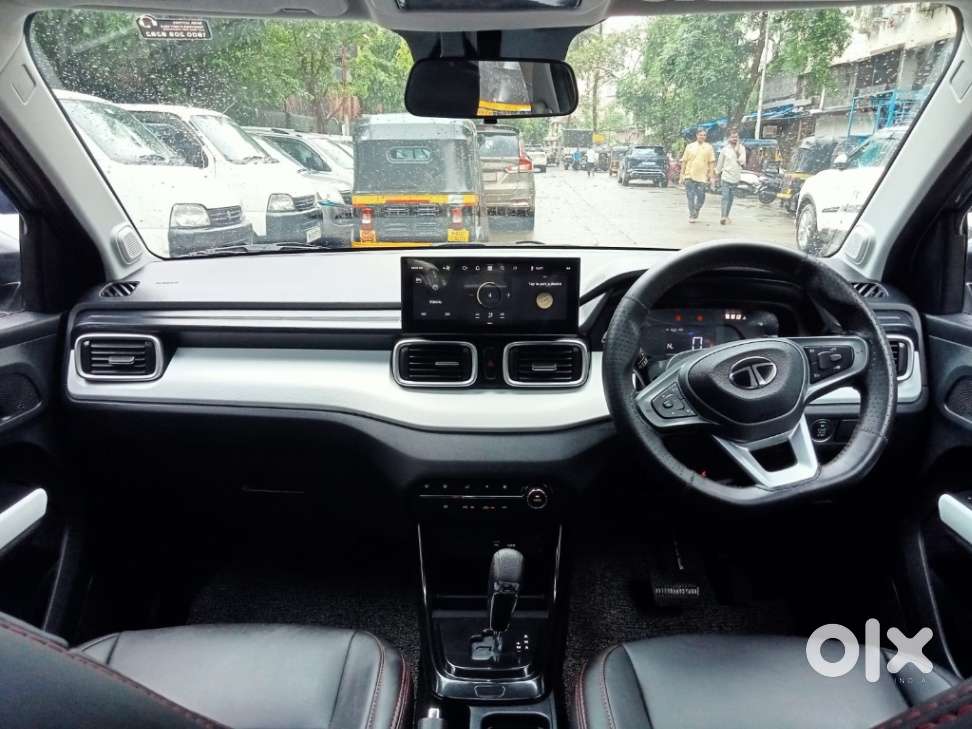 Tata Punch Accomplished Amt Sunroof, 2025, Petrol