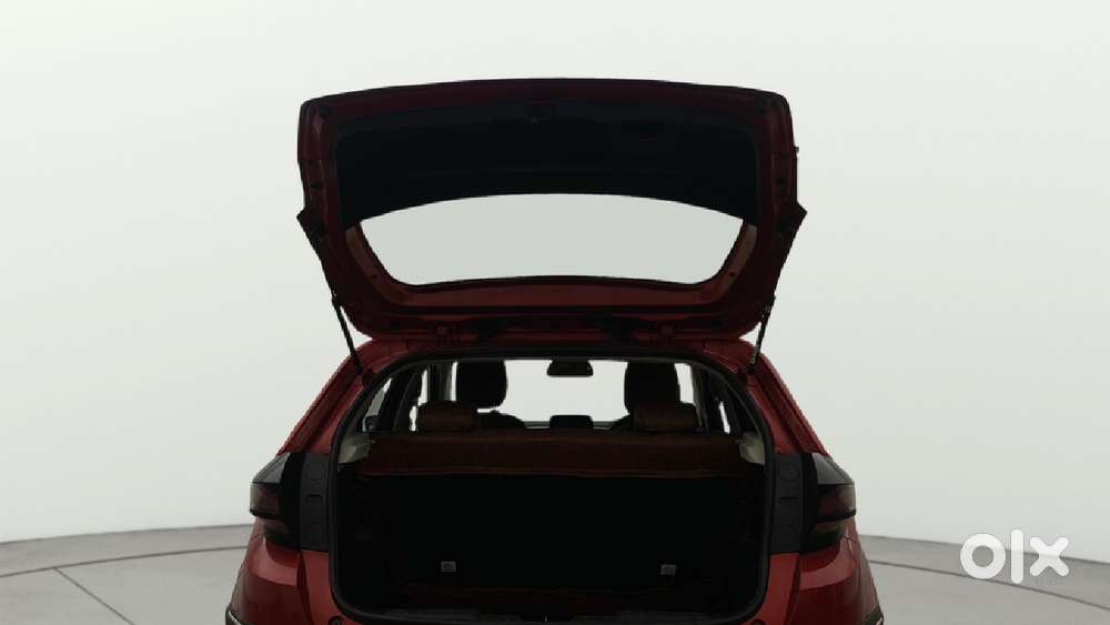 Tata Altroz 1.2 Xza Plus, 2023, Petrol