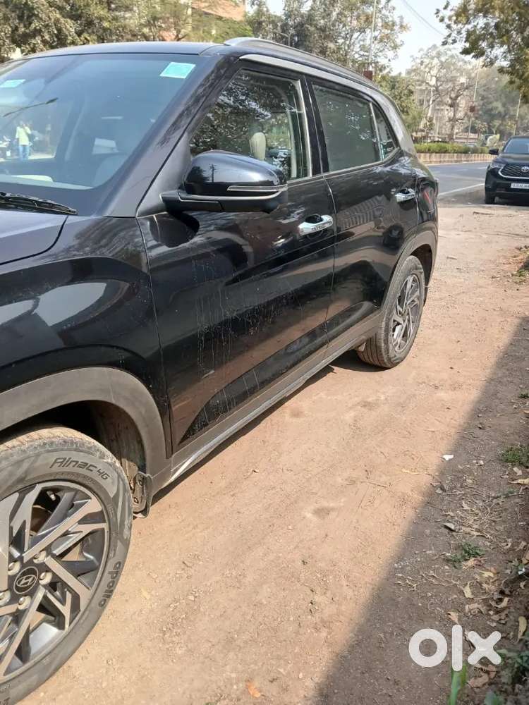 Top End Model Creta Auto Diesel 2024 Black Colour