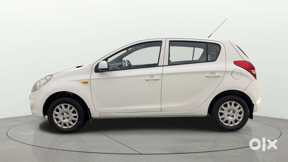 Hyundai I20 Magna, 2012, Petrol