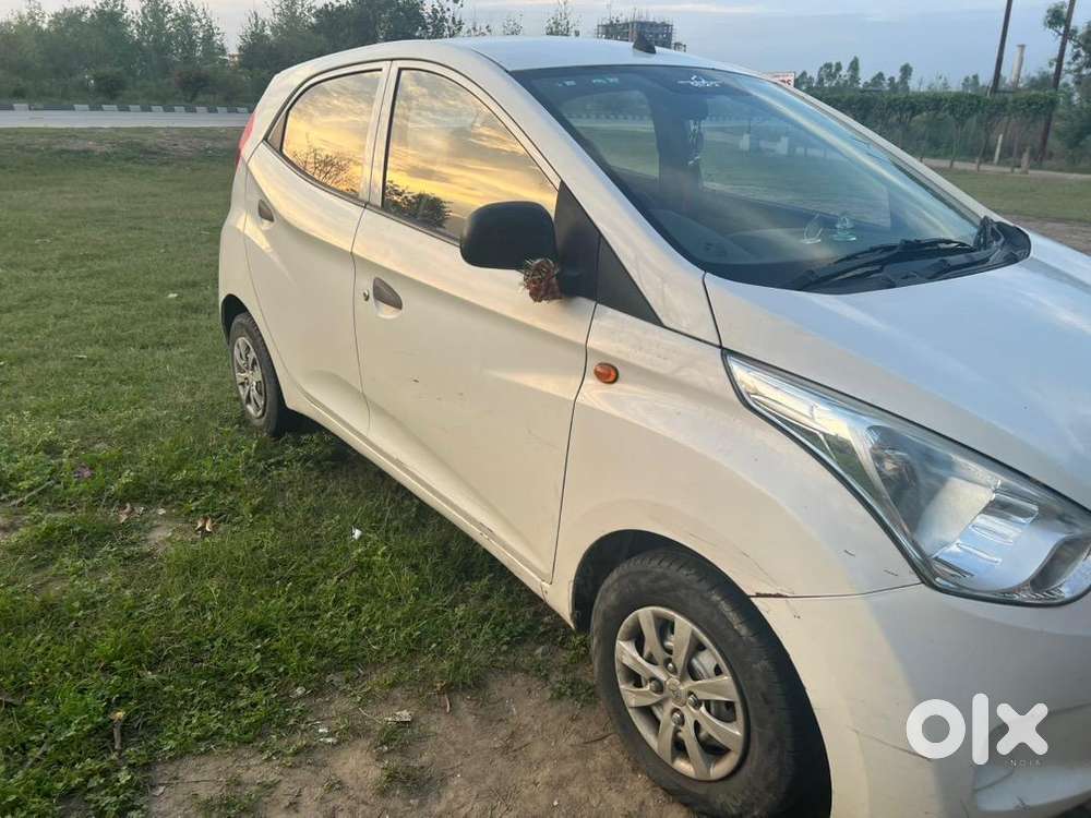 Hyundai Eon 2013 Petrol Well Maintained