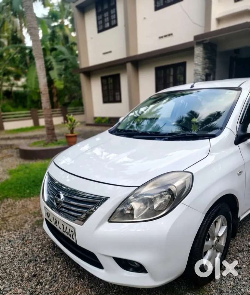 Nissan Sunny 2013