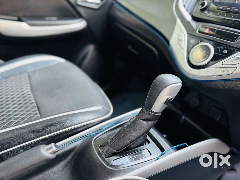 Maruti Suzuki Baleno 1.2 Cvt Zeta, 2016, Petrol