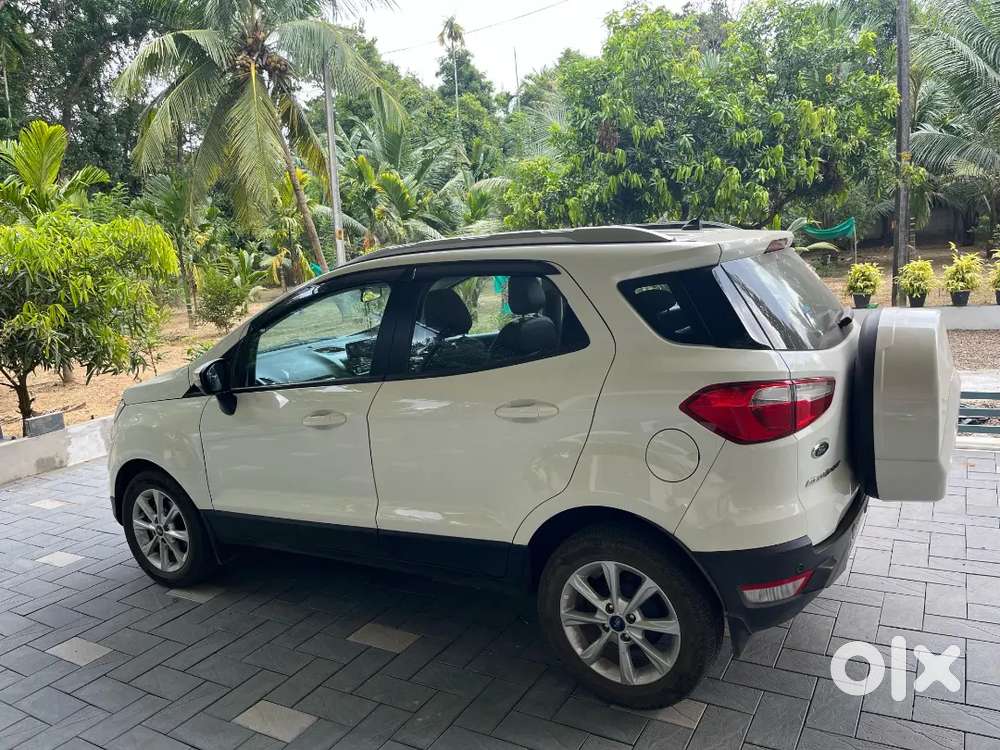 Ford Ecosport 2021 Diesel Well Maintained, Showroom Service,