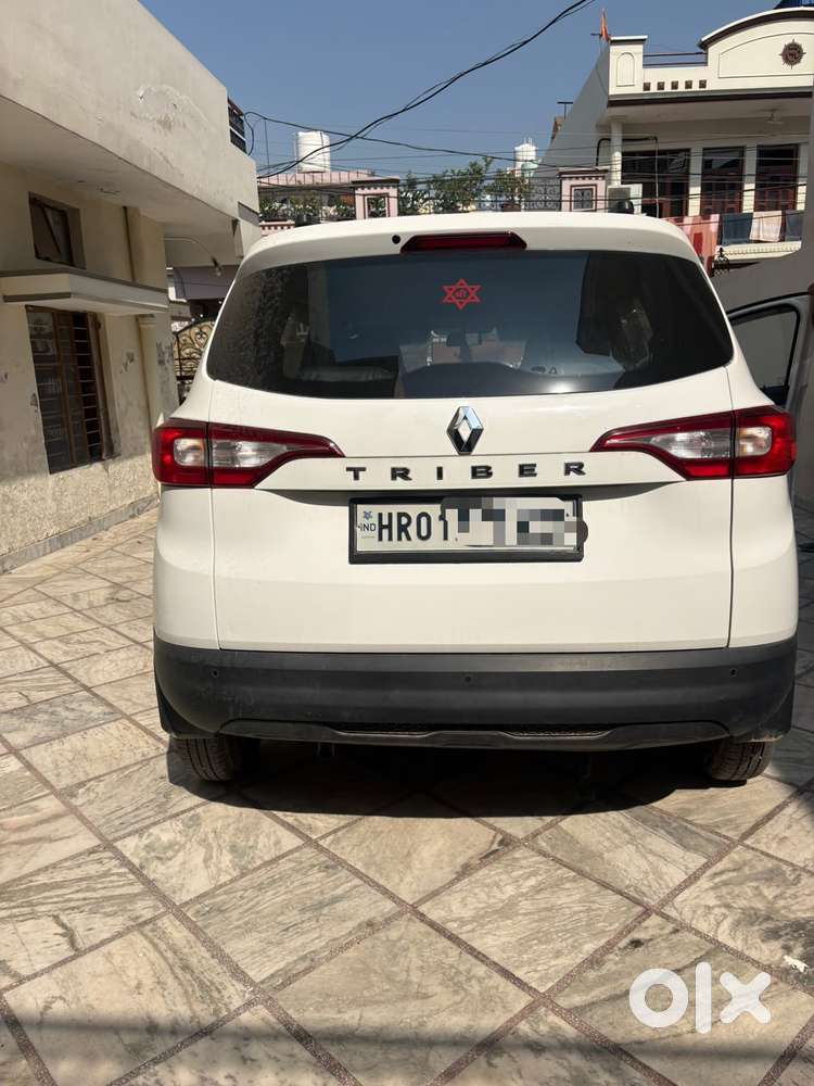 Renault Triber Rxl, 2025, Petrol