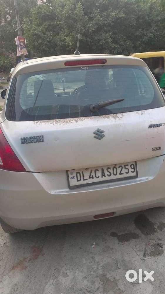 Maruti Suzuki Swift 2012 Cng & Hybrids Well Maintained