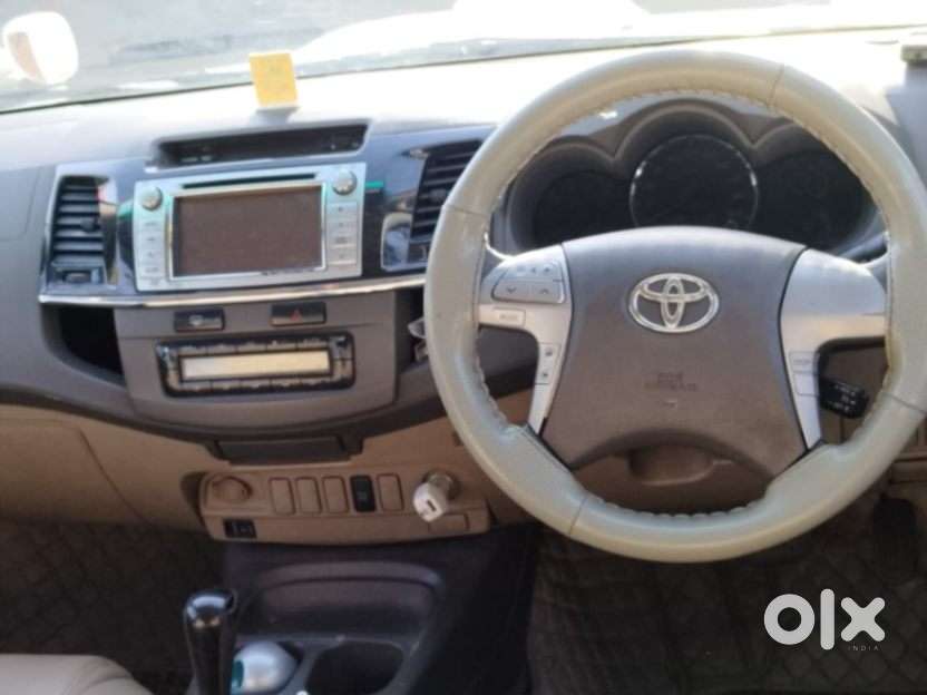 Toyota Fortuner 3.0 4x2 Automatic, 2013, Diesel