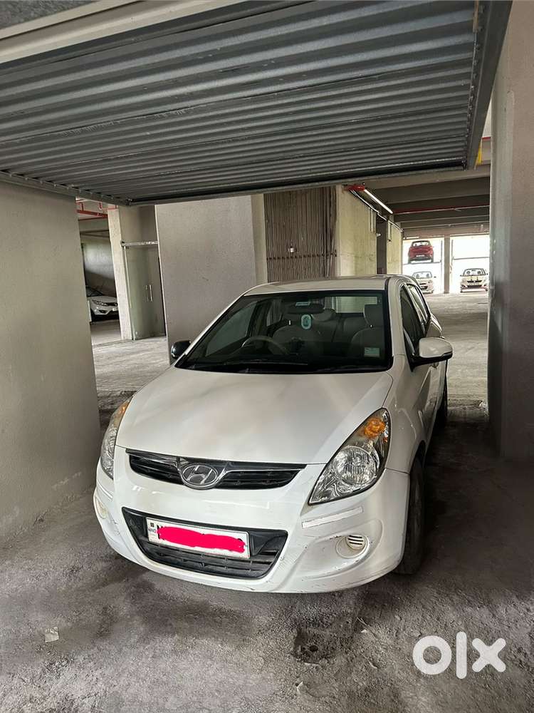 2010 Hyundai I20 Sportz Manual | 2nd Owner | Pune