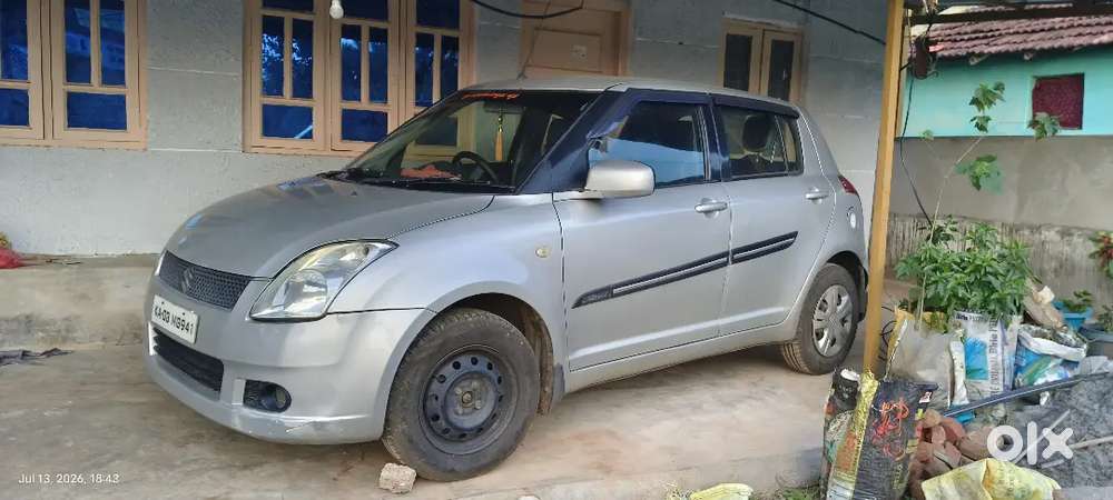 Maruti Suzuki Swift 2006 Petrol 115000 Km Driven