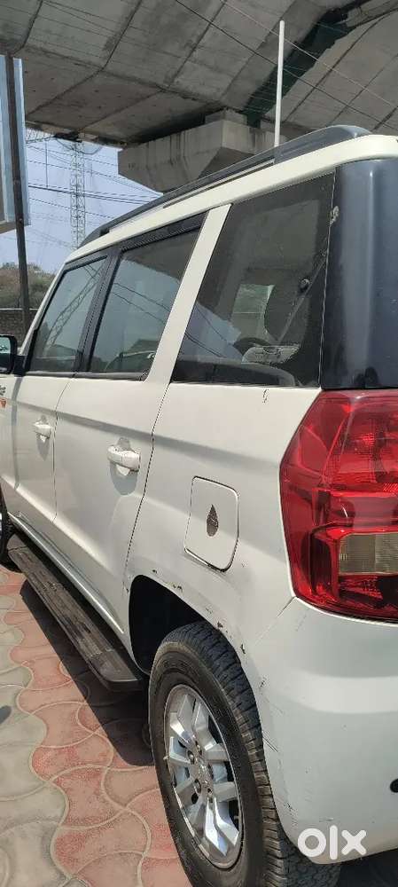 Mahindra Tuv 300 2018 Diesel 83010 Km Driven