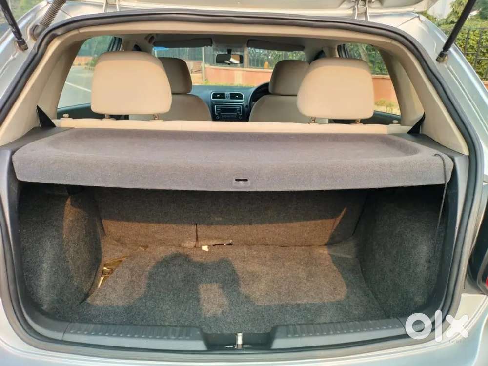 Volkswagen Polo Highline 2013 Car