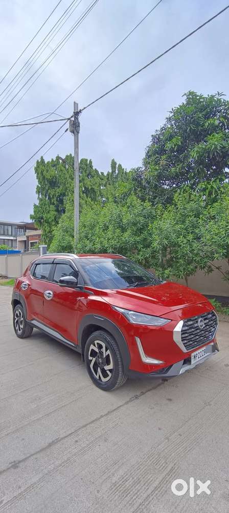 Nissan Magnite 1.0 Xv Premium, 2023, Petrol