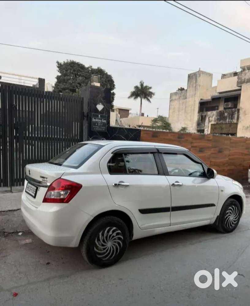 Condition Ok Bilkul Back Camera Lcd Sabkuch Hai