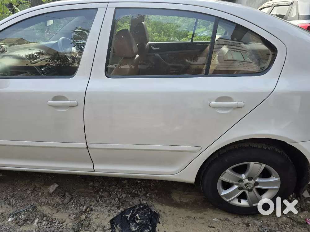 Skoda Laura 2012 Diesel Well Maintained