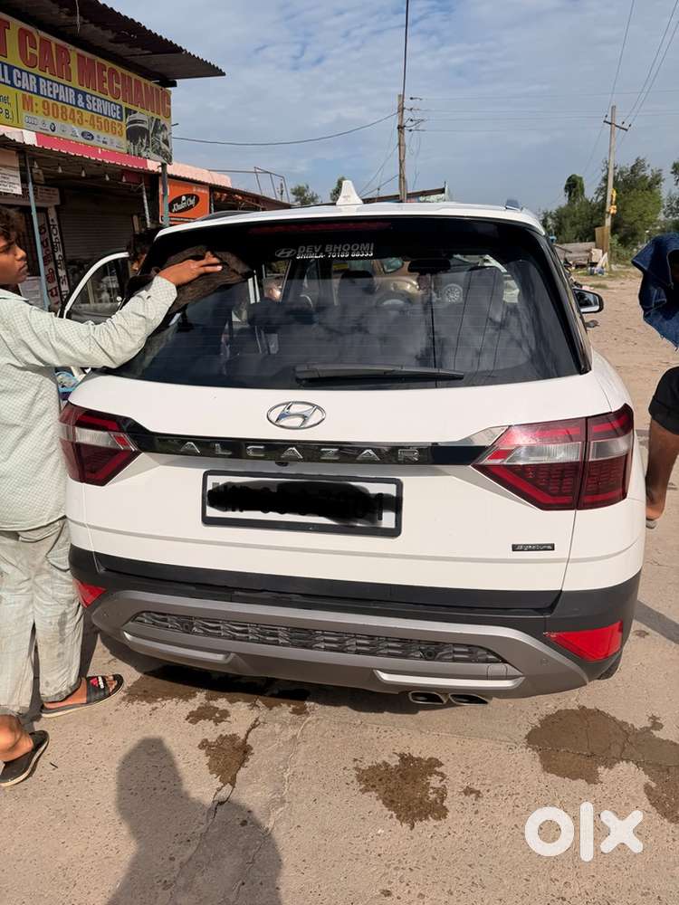 Hyundai Alcazar 2023 Diesel Well Maintained
