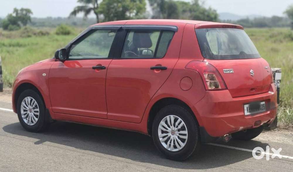 Maruti Suzuki Swift Vxi + Manual, 2008, Petrol