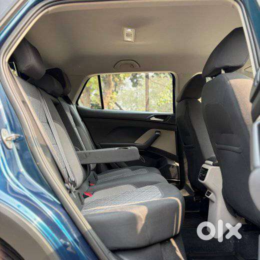 Volkswagen Taigun 1.0 Tsi Highline At, 2023, Petrol