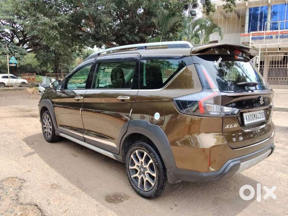 Maruti Suzuki Xl6 1.5 Alpha Plus Dual Tone Mt, 2022, Petrol