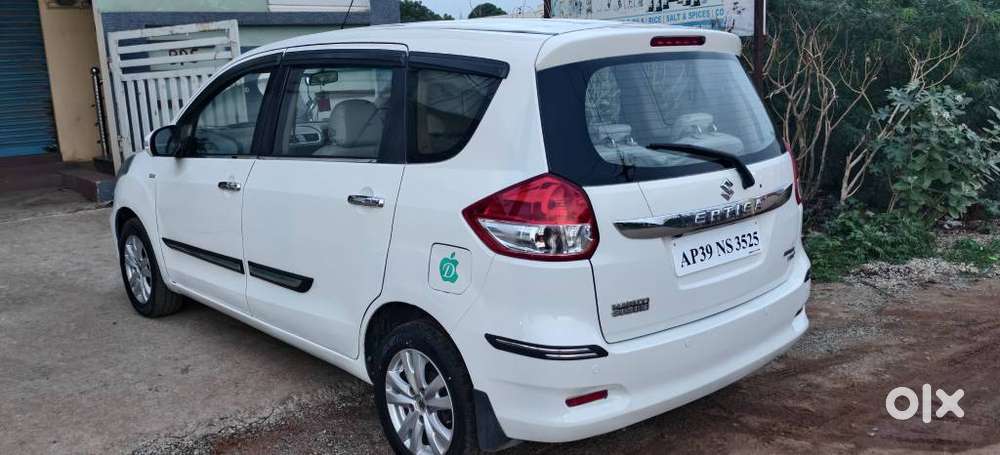 Maruti Suzuki Ertiga Zdi+ Shvs, 2015, Diesel