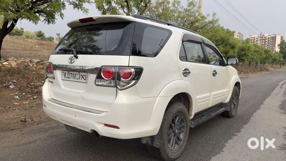 Toyota Fortuner 3.0 4x2 Mt, 2015, Diesel
