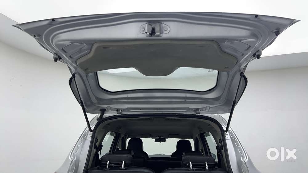 Renault Triber Rxt, 2020, Petrol