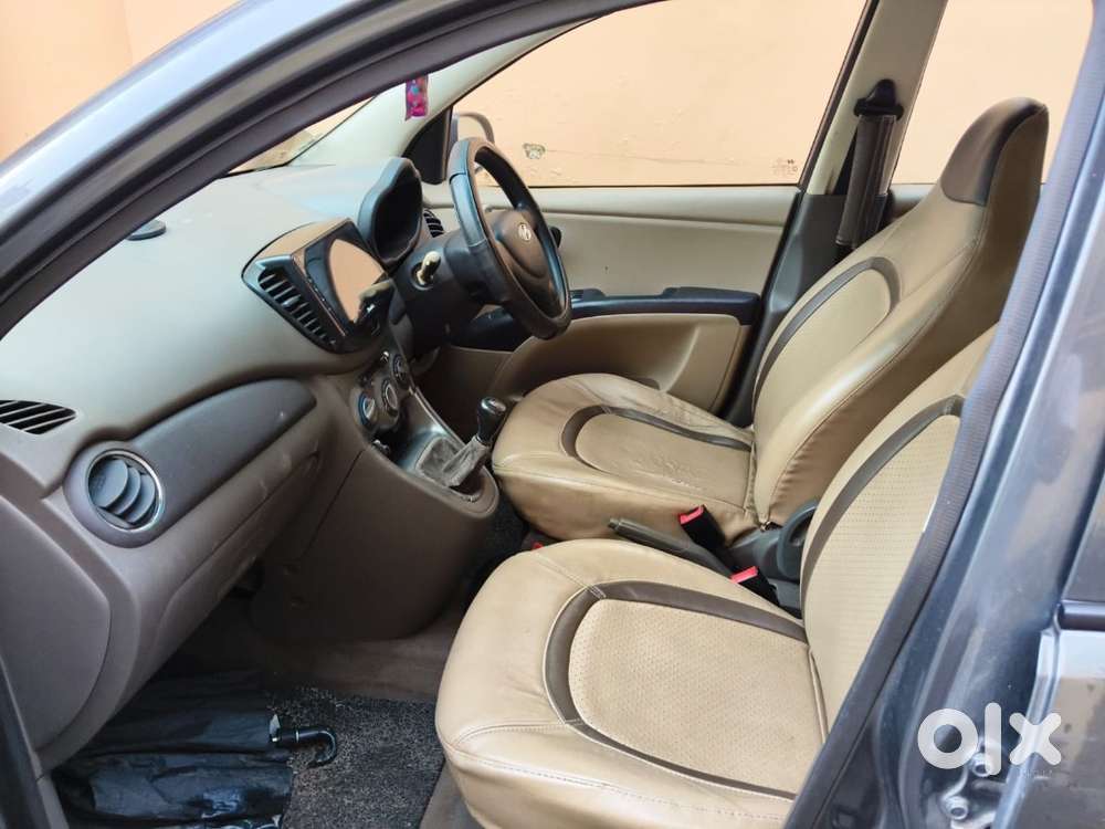 Hyundai I10 Sportz 2012