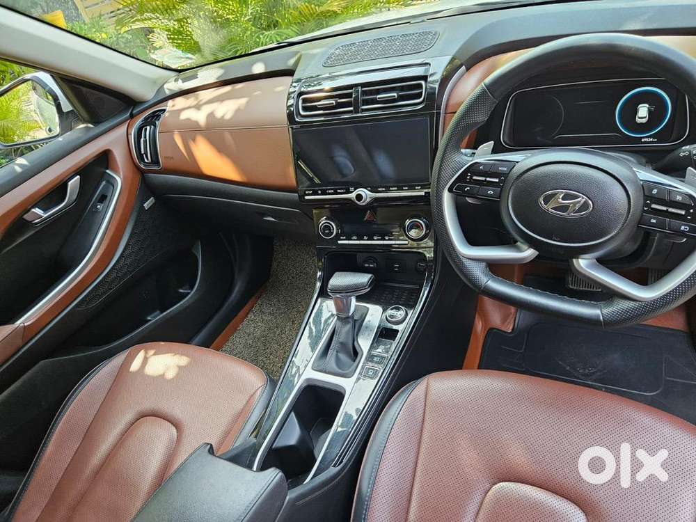 Hyundai Alcazar 2023 Diesel Well Maintained