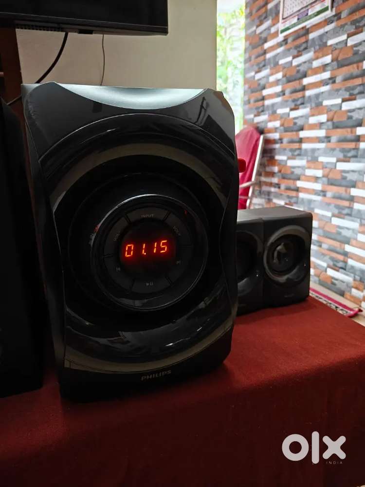 Philips Home Theatre 5.1 build in Fm, Bt, Aux, Sd, Au
