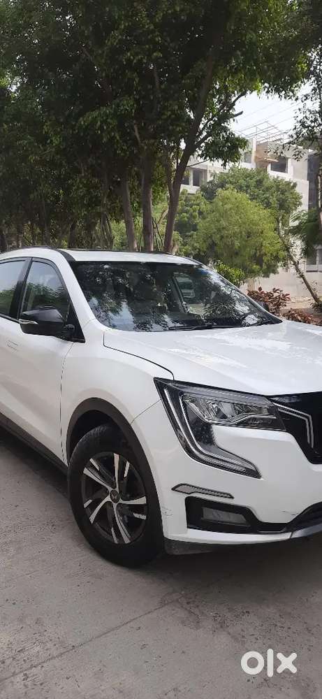 Mahindra Xuv700 2022 Petrol 42000 Km Driven