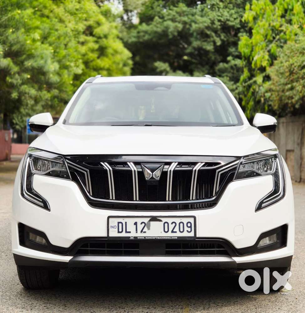 Mahindra Xuv700 2.0 Ax 7 Petrol At Luxury Pack Str, 2025, Petrol