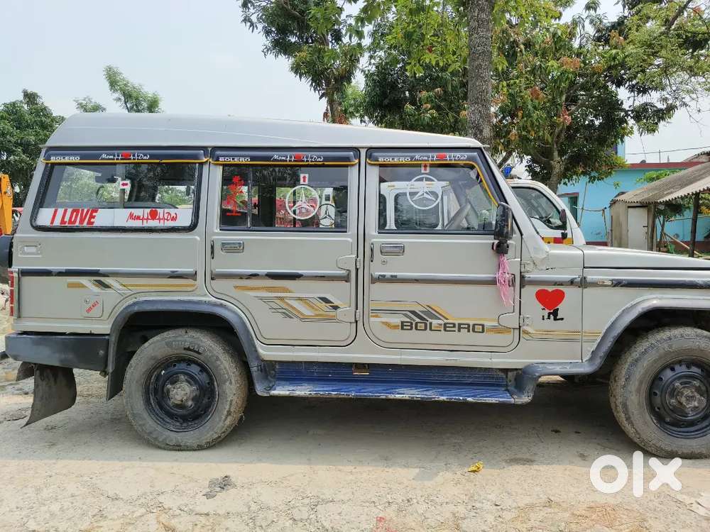 Mahindra Bolero Neo Plus 2012