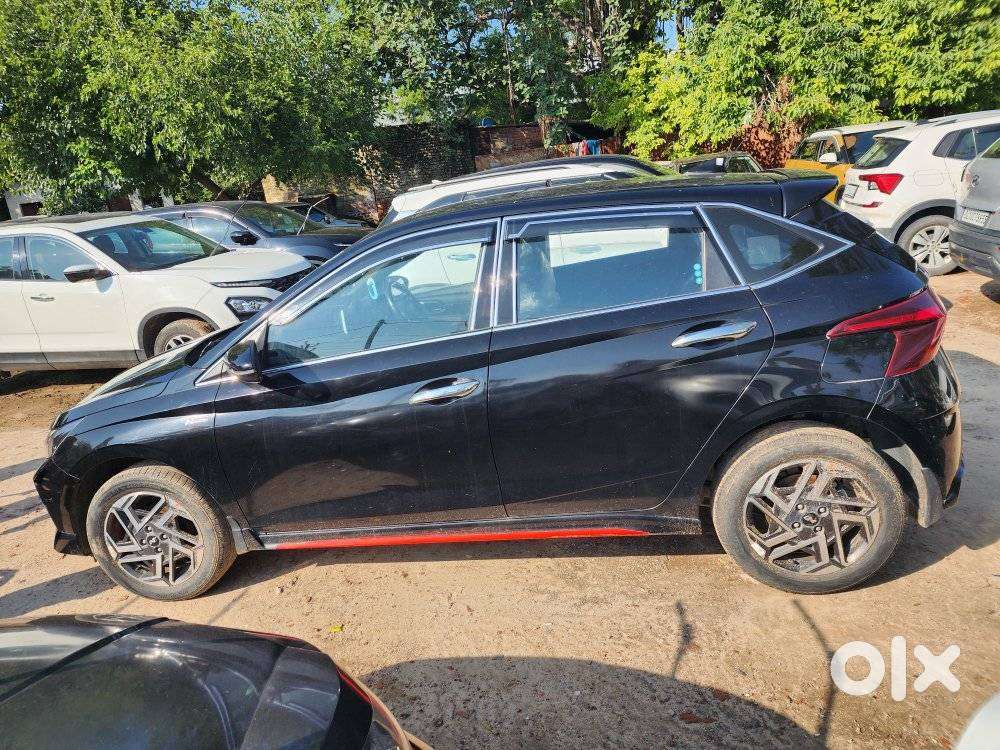Hyundai I20 Asta (o) 1.2 Mt Dual Tone, 2025, Petrol