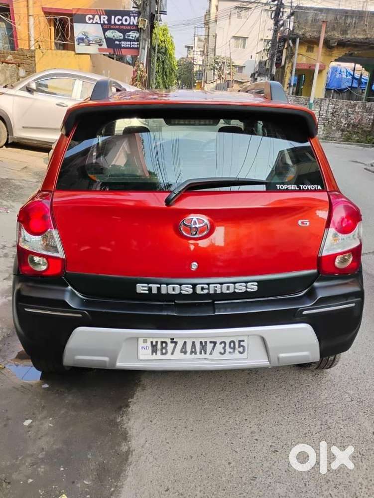 Toyota Etios Cross 1.2l G, 2016, Petrol