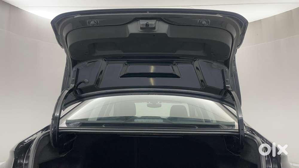 Volkswagen Virtus 1.0 Topline Tsi At, 2024, Petrol