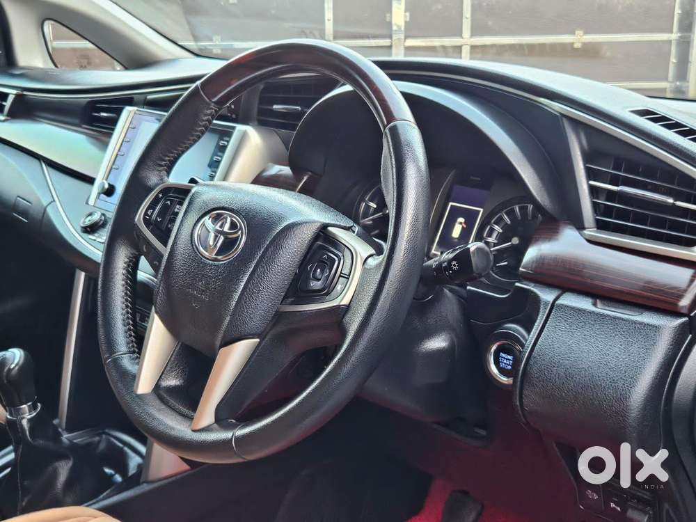 Toyota Innova Crysta 2.4 V 7 Str, 2022, Diesel