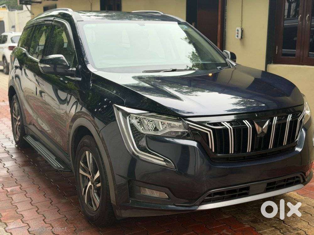 Mahindra Xuv700 2.0 Ax 5 Petrol At Str, 2022, Petrol