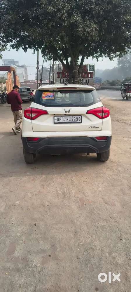 Mahindra Xuv300 Turbosport 2023 Diesel 72500 Km Driven