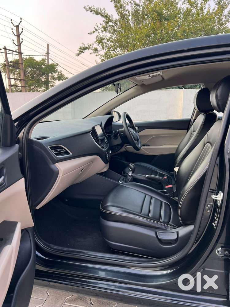 Hyundai Verna, 2022, Petrol