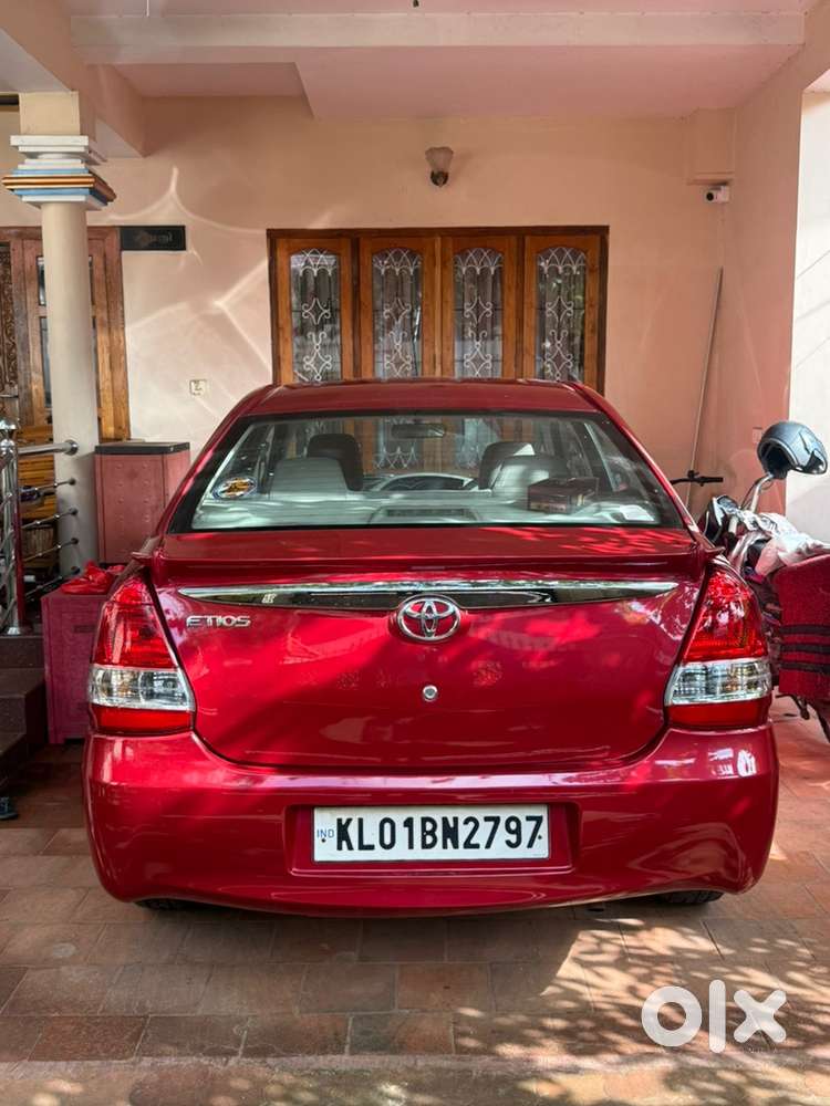 Toyota Etios 2013 Petrol Well Maintained