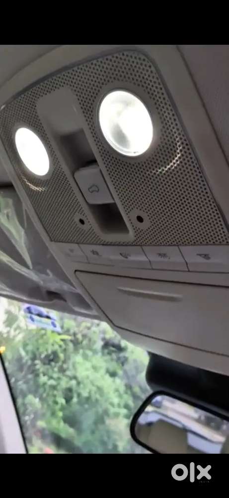 Mahindra Xuv700 Petrol 2023