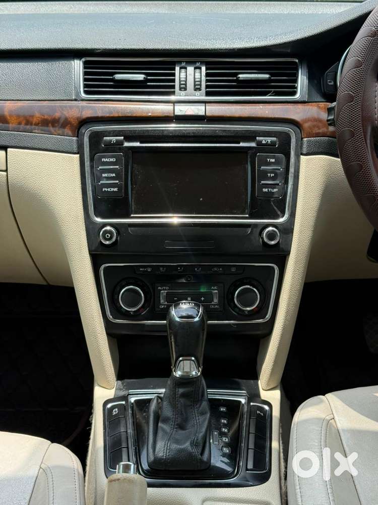 Skoda Superb 2013-2015 Elegance 1.8 Tsi At, 2014, Petrol