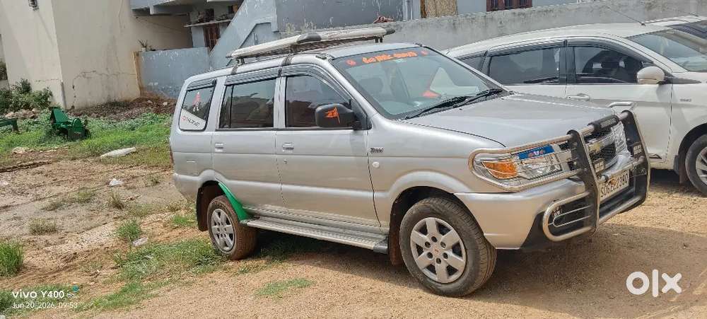 Chevrolet Tavera Ls 10-seater 2015