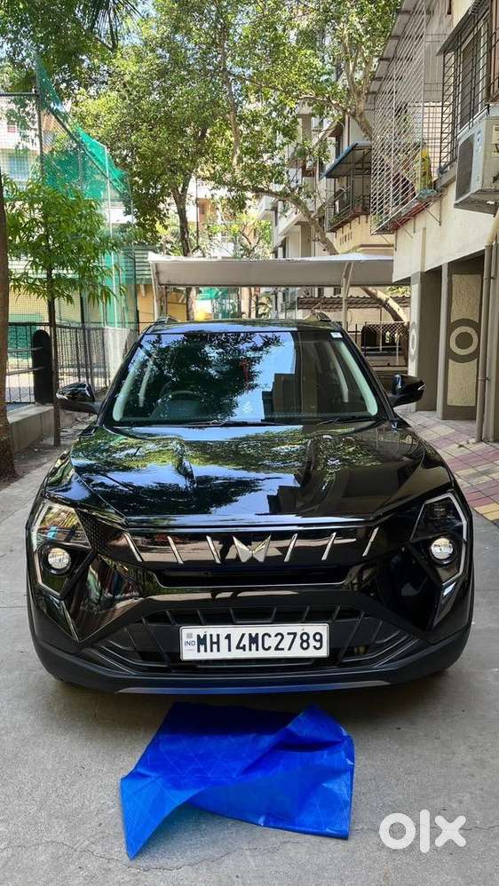 Mahindra Xuv 3xo 2025 Petrol Well Maintained